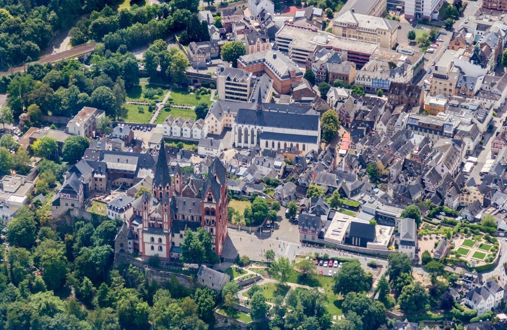 Luftbild Limburg an der Lahn - Kirchengebäude des Dom in Limburg an der Lahn im Bundesland Hessen, Deutschland