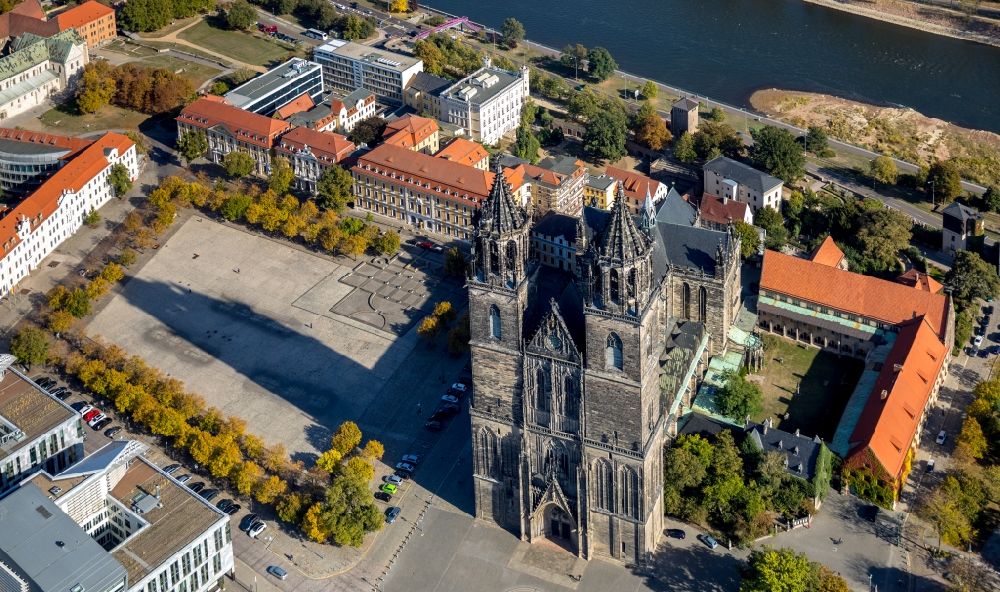 Luftaufnahme Magdeburg - Kirchengebäude Dom zu Magdeburg im Ortsteil Altstadt in Magdeburg im Bundesland Sachsen-Anhalt
