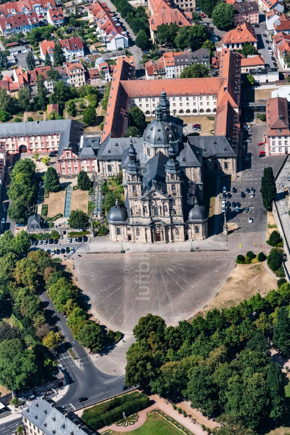 Fulda aus der Vogelperspektive: Kirchengebäude des Domes in der Altstadt in Fulda im Bundesland Hessen, Deutschland