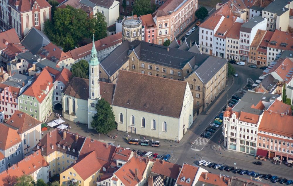 Görlitz aus der Vogelperspektive: Kirchengebäude der Dreifaltigkeitskirche am Obermarkt in Görlitz im Bundesland Sachsen, Deutschland