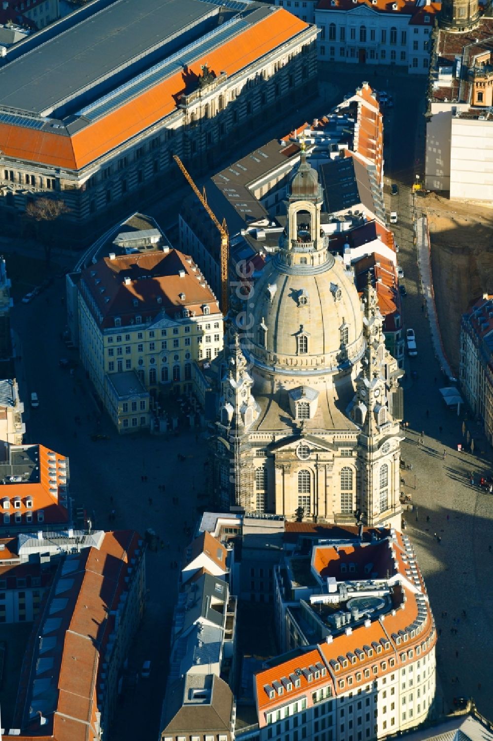 Luftaufnahme Dresden - Kirchengebäude Frauenkirche Dresden in Dresden im Bundesland Sachsen, Deutschland