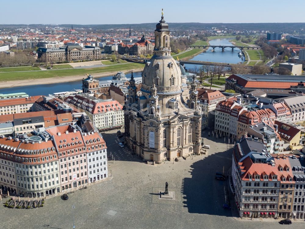 Dresden von oben - Kirchengebäude Frauenkirche Dresden in Dresden im Bundesland Sachsen, Deutschland