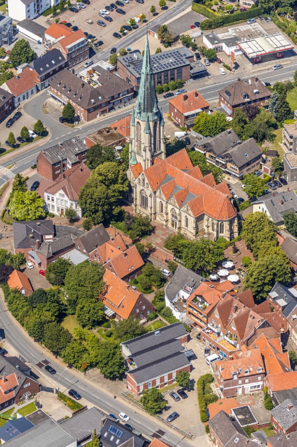 Luftbild Altenberge - Kirchengebäude St. Johannes Baptist in Altenberge im Bundesland Nordrhein-Westfalen, Deutschland