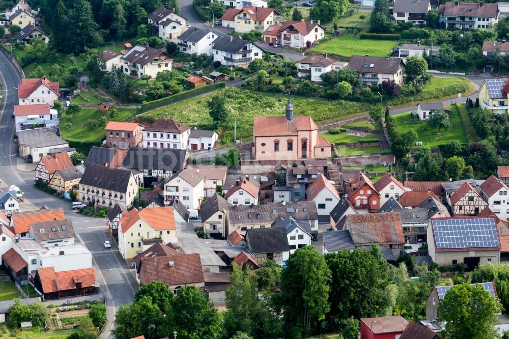Luftbild Wüstenzell - Kirchengebäude der St. Johannes in Wüstenzell im Bundesland Bayern, Deutschland