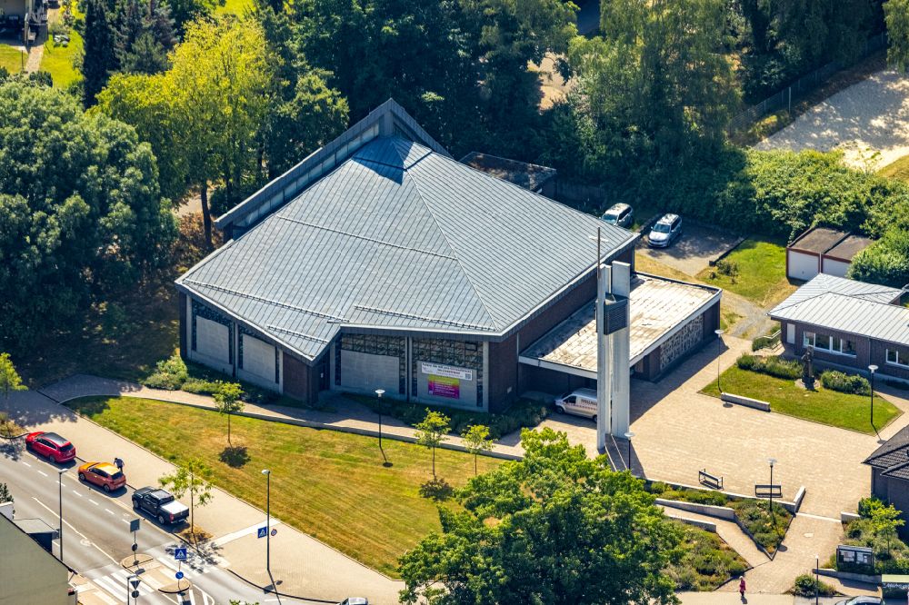 Luftbild Dortmund - Kirchengebäude Kath. Kirche St. Joseph in Dortmund im Bundesland Nordrhein-Westfalen, Deutschland
