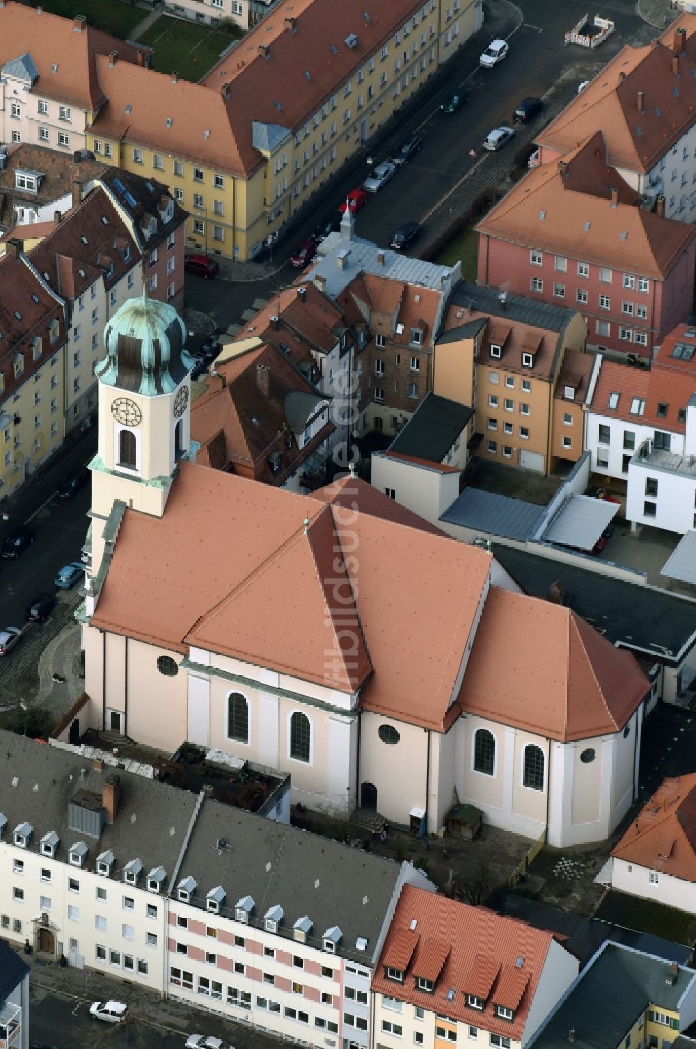 Luftbild Nürnberg - Kirchengebäude Kath. Pfarramt St. Michael an der Wilhelm-Marx-Straße im Altstadt- Zentrum in Nürnberg im Bundesland Bayern
