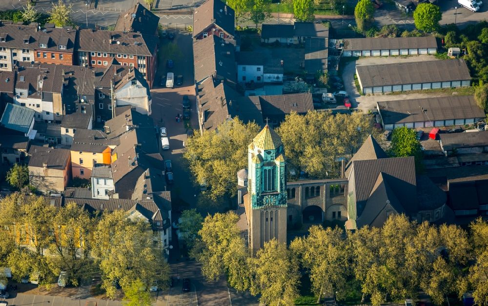 Luftbild Duisburg - Kirchengebäude der Liebfrauen-Kirche in Duisburg im Bundesland Nordrhein-Westfalen, Deutschland