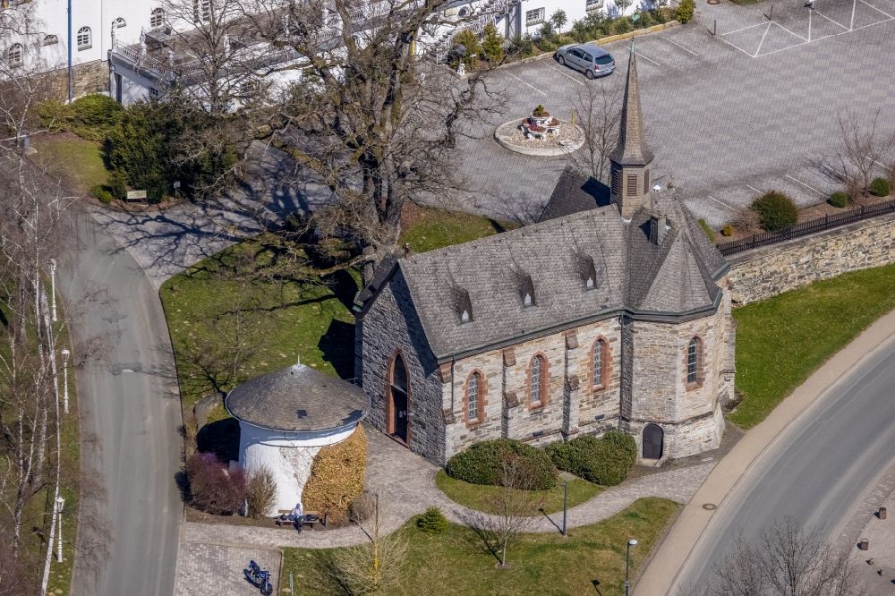 Luftbild Gevelinghausen - Kirchengebäude St. Maria Magdalena in Gevelinghausen im Bundesland Nordrhein-Westfalen, Deutschland