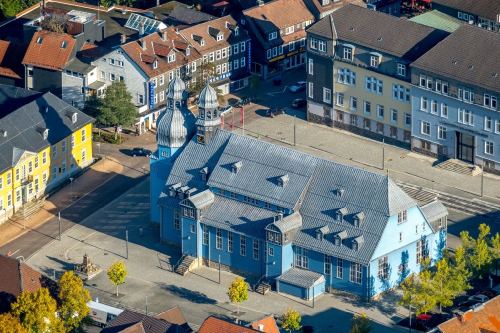 Luftbild Clausthal-Zellerfeld - Kirchengebäude der Marktkirche zum Heiligen Geist in Clausthal-Zellerfeld im Bundesland Niedersachsen, Deutschland