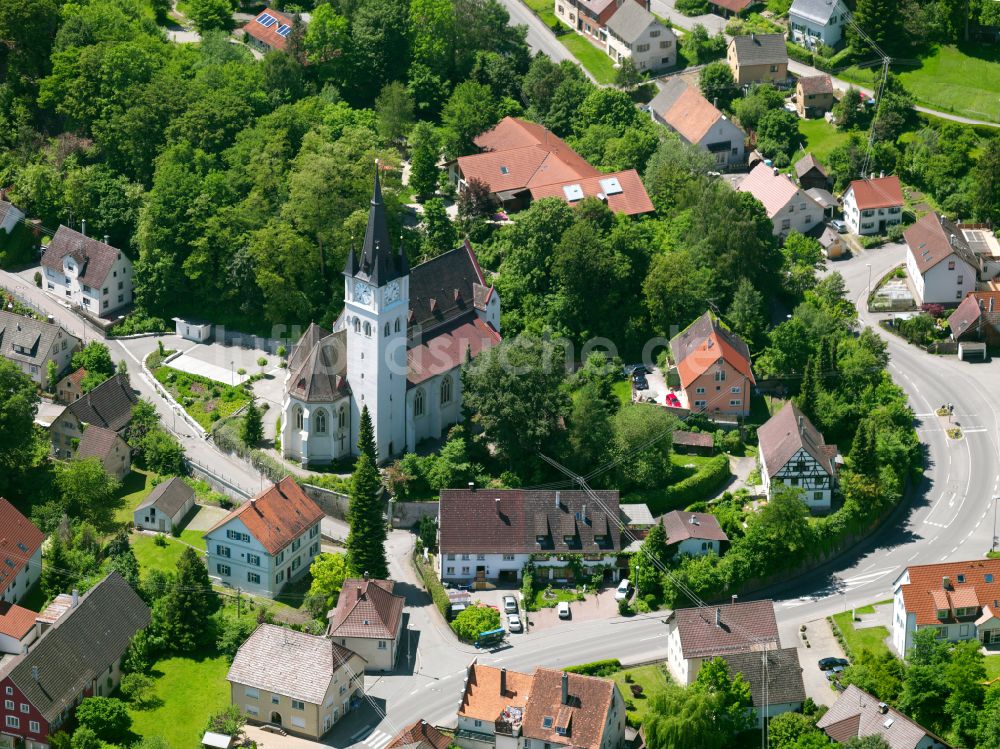 Luftaufnahme Erolzheim - Kirchengebäude St. Martinus in Erolzheim im Bundesland Baden-Württemberg, Deutschland