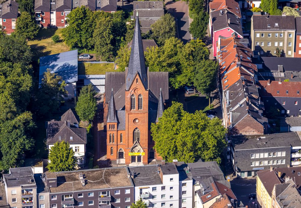 Luftbild Gelsenkirchen - Kirchengebäude Nicolai-Kirche in Gelsenkirchen im Bundesland Nordrhein-Westfalen, Deutschland