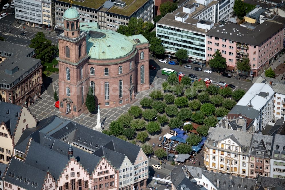 Luftbild Frankfurt am Main - Kirchengebäude der Paulskirche im Altstadt- Zentrum in Frankfurt am Main im Bundesland Hessen