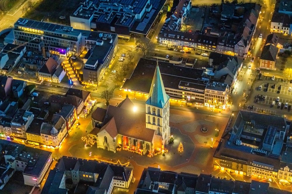 Hamm von oben - Kirchengebäude der Pauluskirche in Hamm im Bundesland Nordrhein-Westfalen, Deutschland