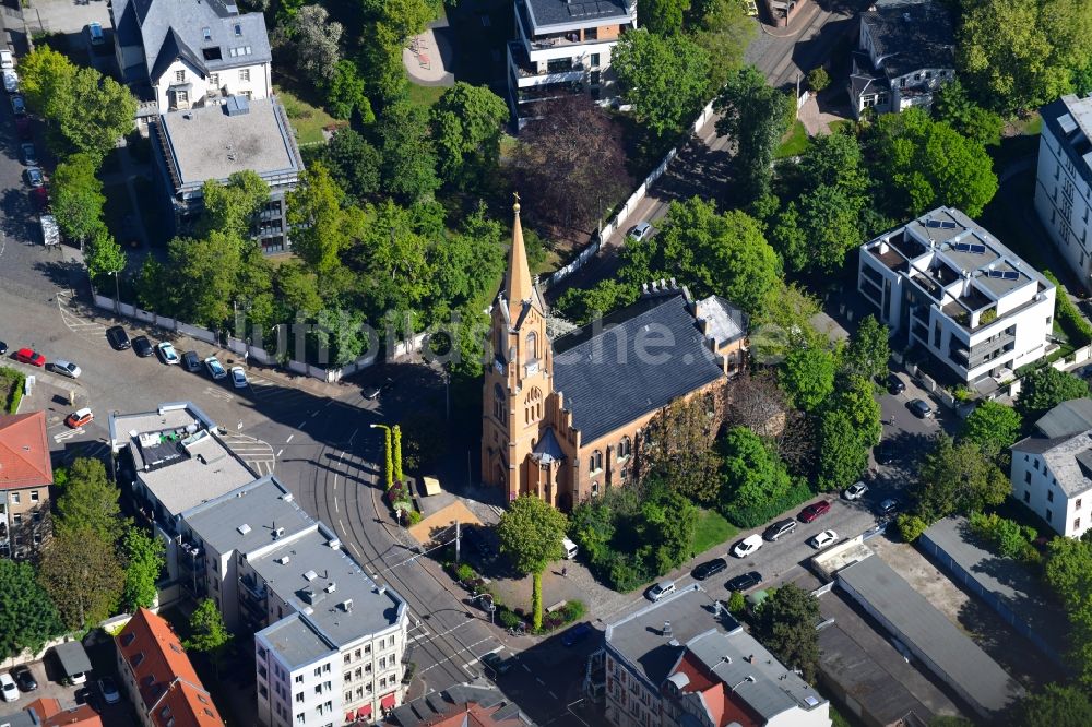 Luftaufnahme Leipzig - Kirchengebäude der PAX Jugendkirche im Ortsteil Gohlis in Leipzig im Bundesland Sachsen, Deutschland
