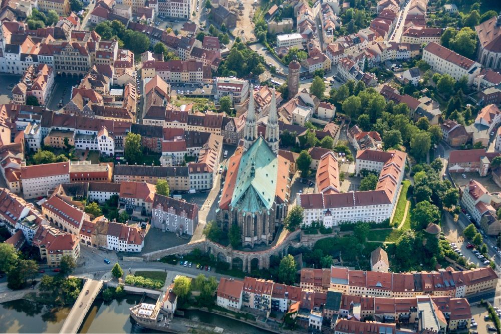 Luftbild Görlitz - Kirchengebäude der Pfarkirche St. Peter und Paul in Görlitz im Bundesland Sachsen, Deutschland
