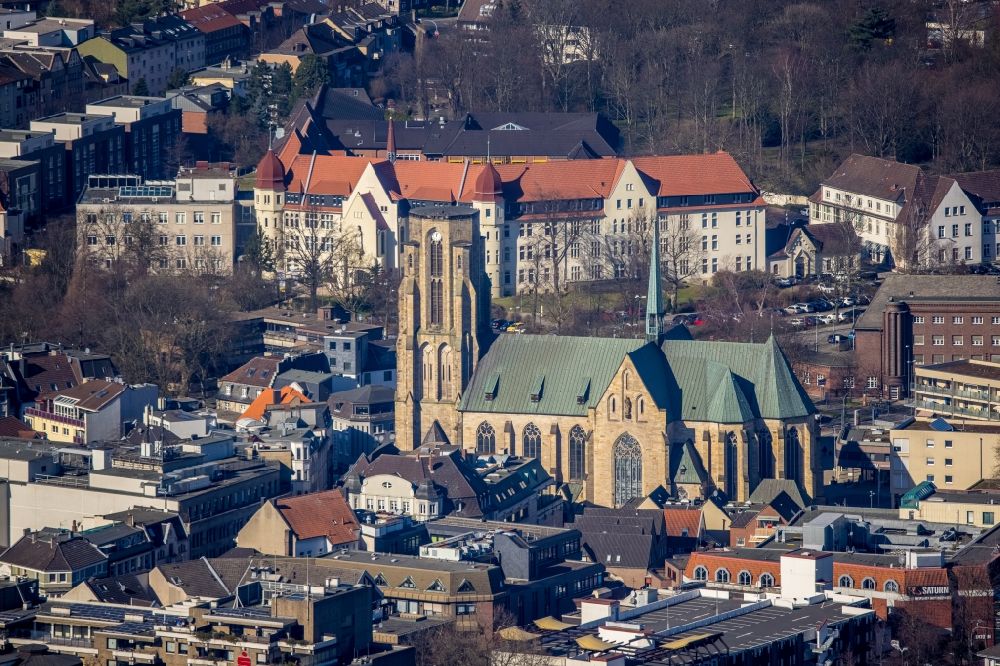 Gelsenkirchen aus der Vogelperspektive: Kirchengebäude der Propsteikirche St. Urbanus in Gelsenkirchen im Bundesland Nordrhein-Westfalen