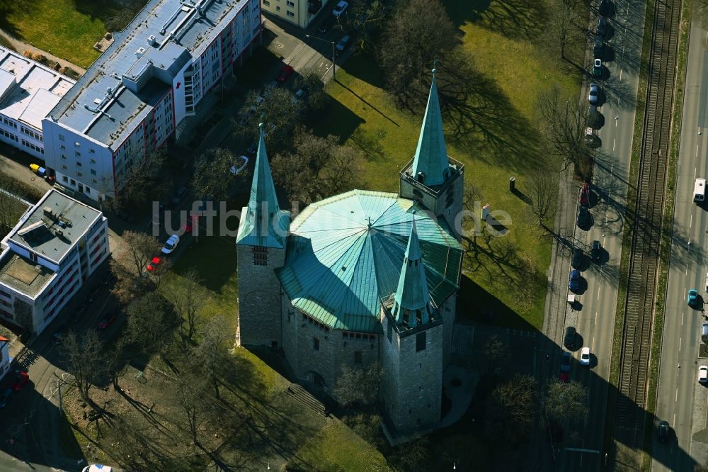 Luftbild Nürnberg - Kirchengebäude Reformations-Gedächtnis-Kirche in Nürnberg im Bundesland Bayern, Deutschland