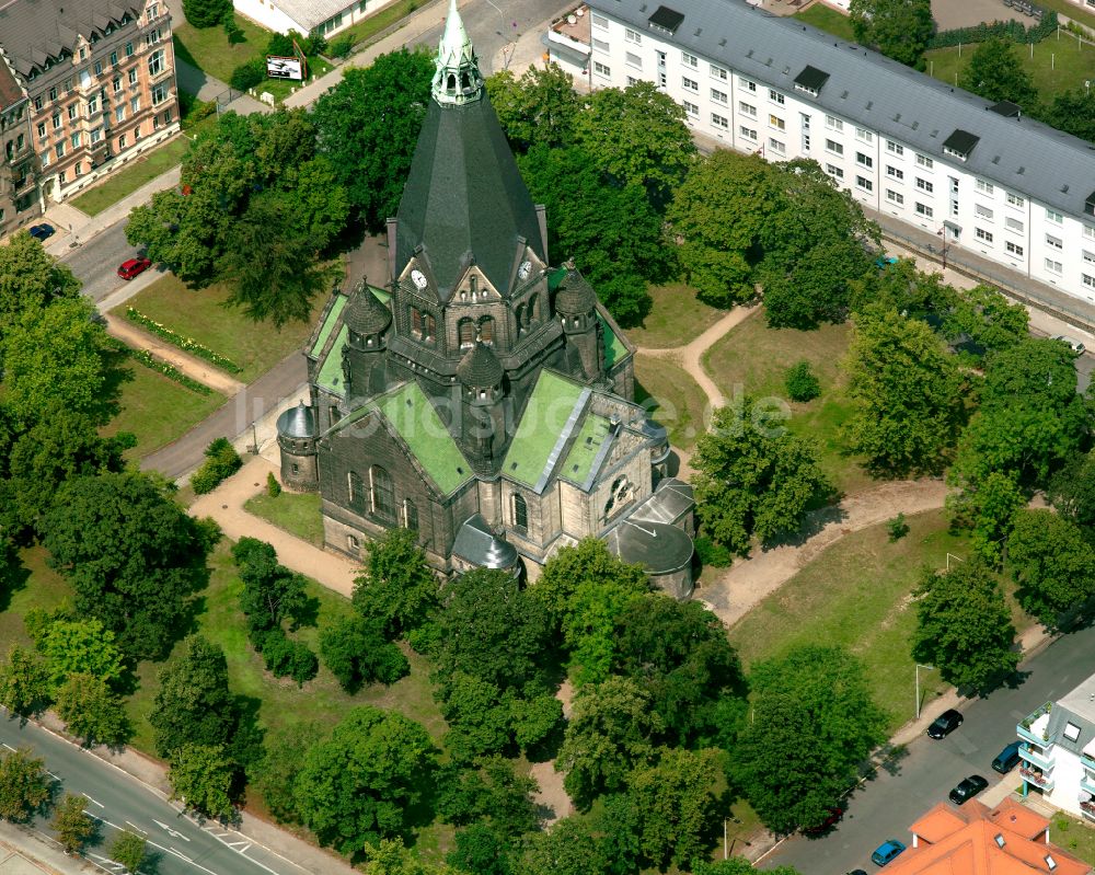 Luftaufnahme Riesa - Kirchengebäude Trinitatiskirche in Riesa im Bundesland Sachsen, Deutschland