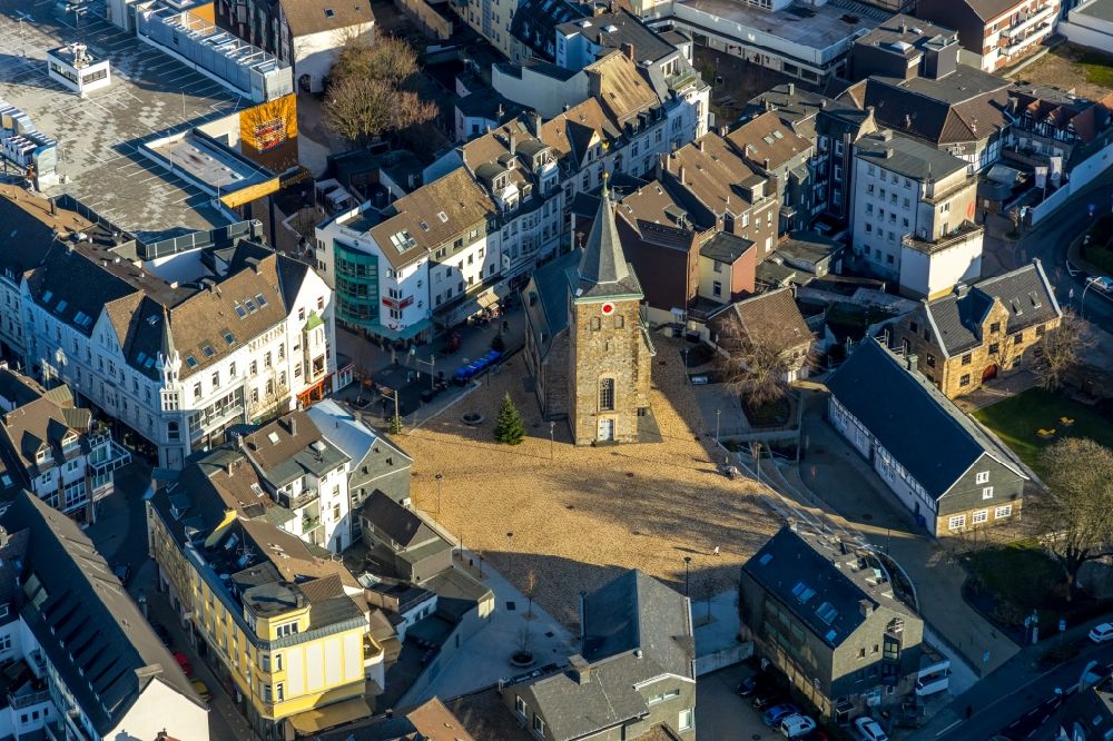 Velbert aus der Vogelperspektive: Kirchengebäude in Velbert im Bundesland Nordrhein-Westfalen, Deutschland