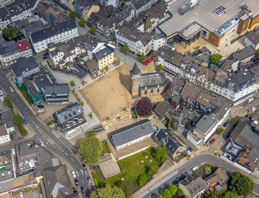 Luftaufnahme Velbert - Kirchengebäude in Velbert im Bundesland Nordrhein-Westfalen, Deutschland