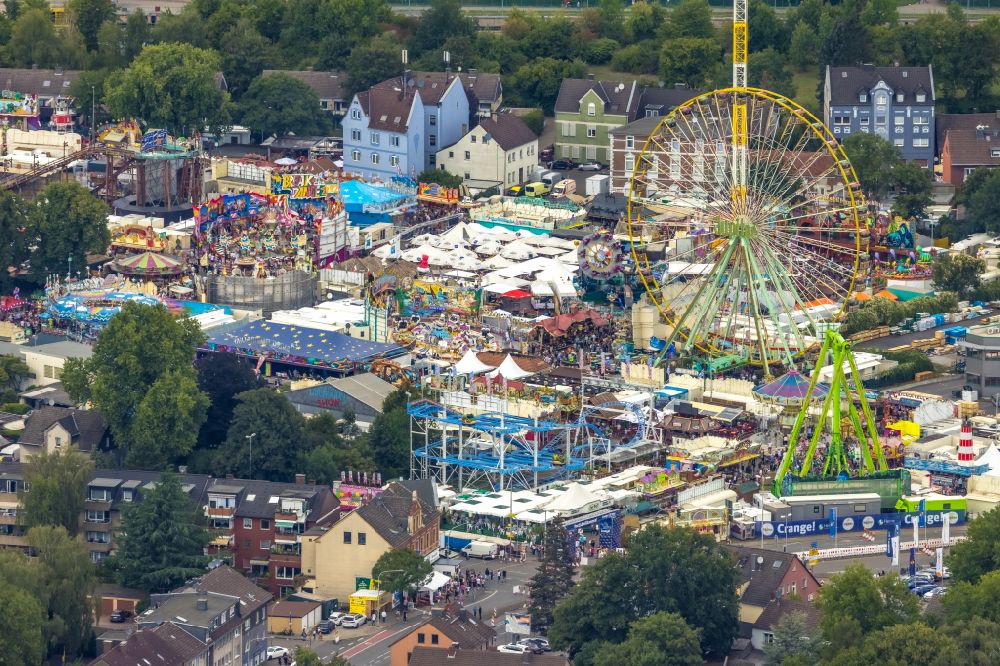 Luftbild Herne - Kirmes - und Rummel- Veranstaltungsgelände beim Volksfest Cranger Kirmes in Herne im Bundesland Nordrhein-Westfalen