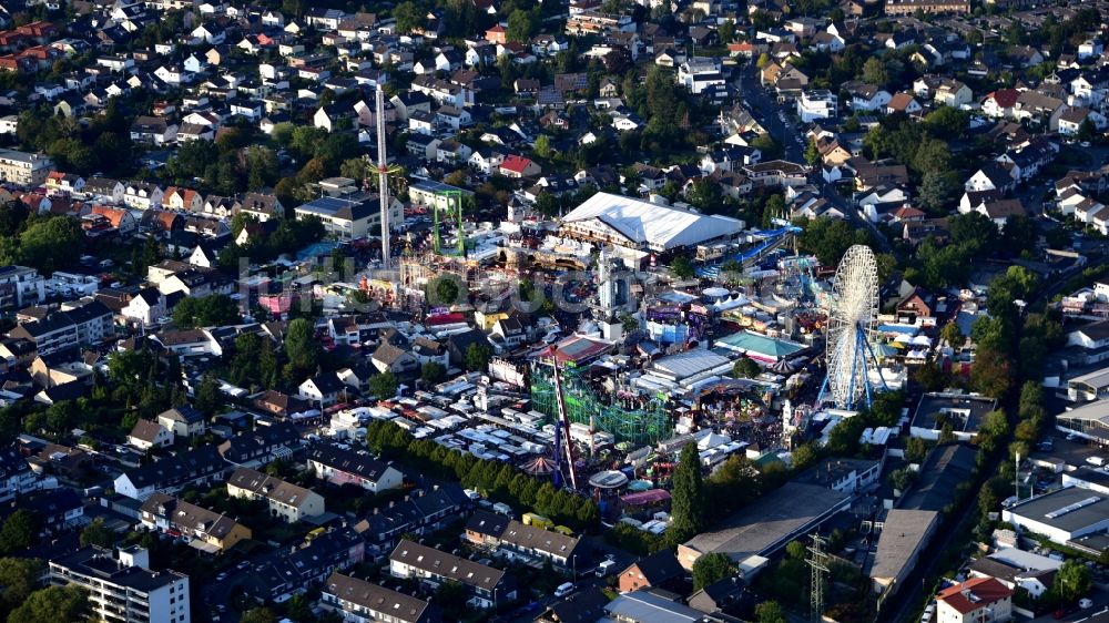Luftbild Bonn - Kirmes - und Rummel- Veranstaltungsgelände beim Volksfest auf dem Markt im Ortsteil Pützchen-Bechlinghoven in Bonn im Bundesland Nordrhein-Westfalen, Deutschland