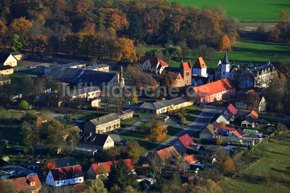 Luftaufnahme Löwenberger Land Liebenberg - Kleine Ortschaft im Ortsteil Liebenberg in Löwenberger Land im Bundesland Brandenburg