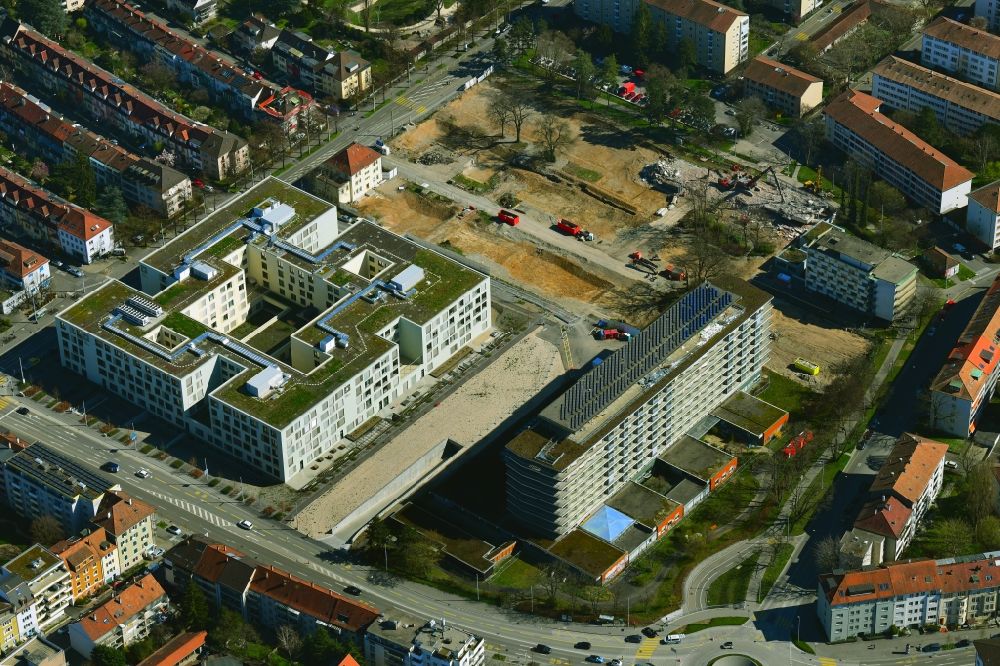 Luftaufnahme Basel - Klinik- Gebäude Universitäre Altersmadizin Felix Platter in Basel, Schweiz