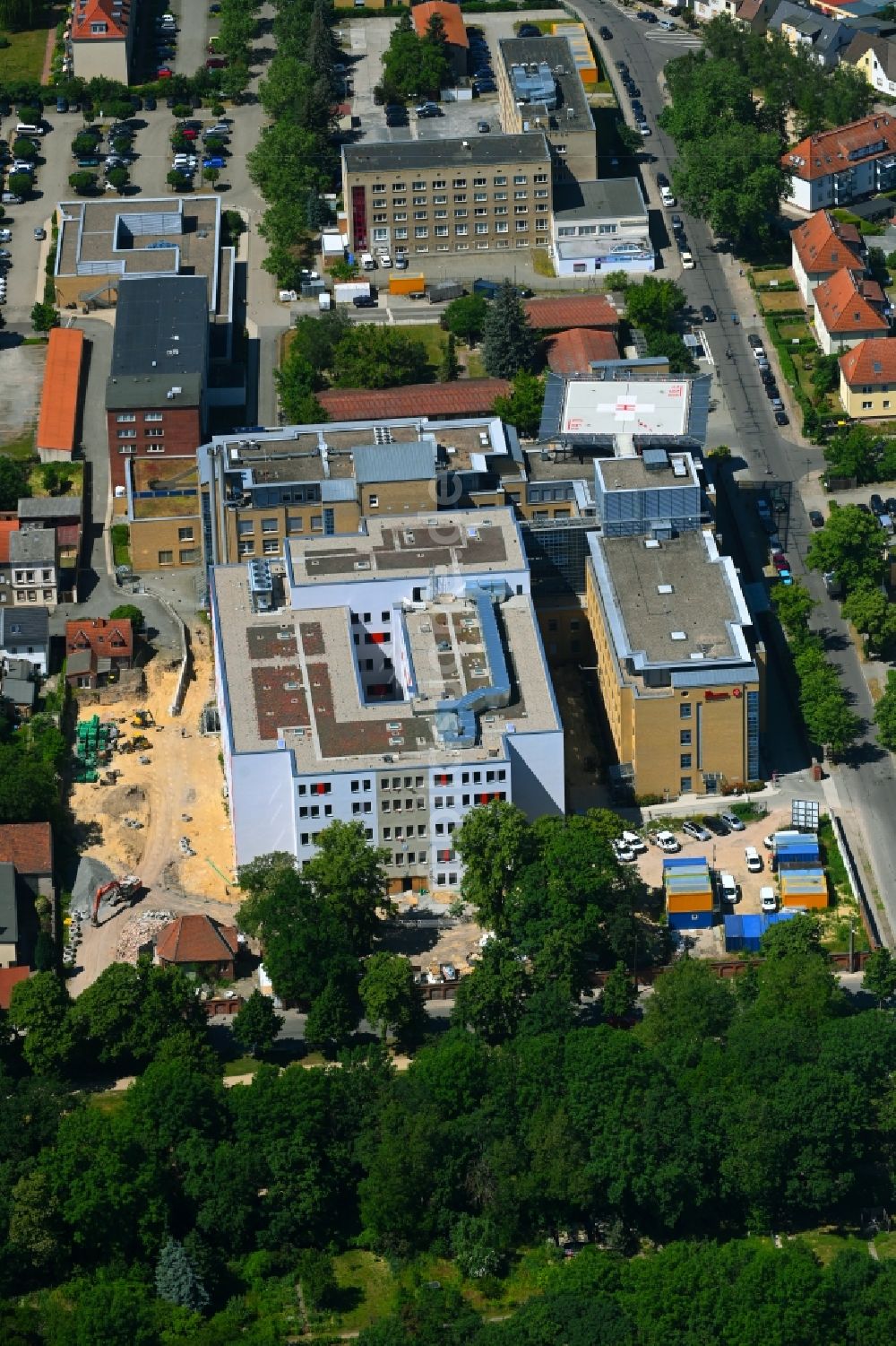 Luftbild Hansestadt Stendal - Klinikgelände des Krankenhauses der Johanniter-Krankenhaus Genthin-Stendal GmbH in Stendal im Bundesland Sachsen-Anhalt, Deutschland