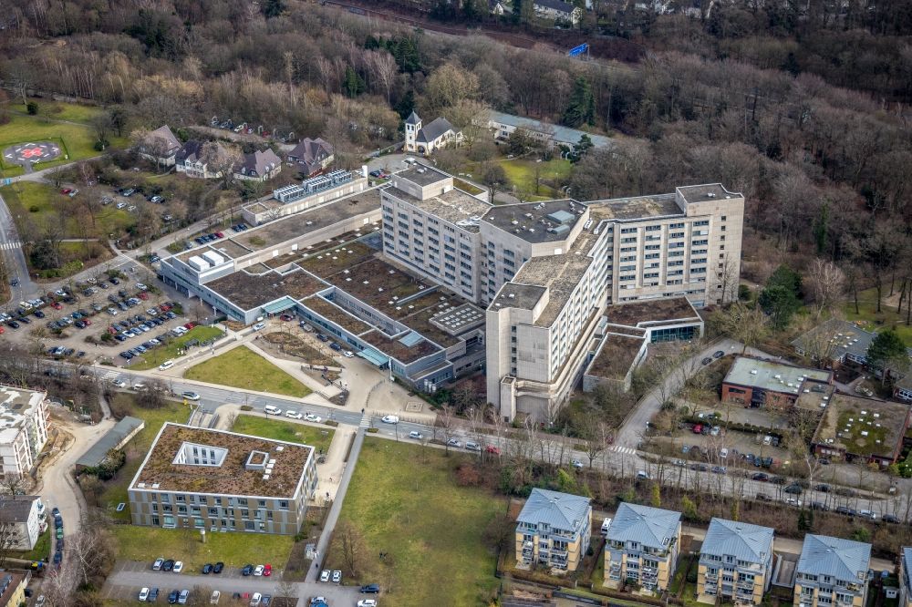 Luftaufnahme Essen - Klinikgelände Alfred Krupp- Krankenhaus in Essen im Bundesland Nordrhein-Westfalen, Deutschland
