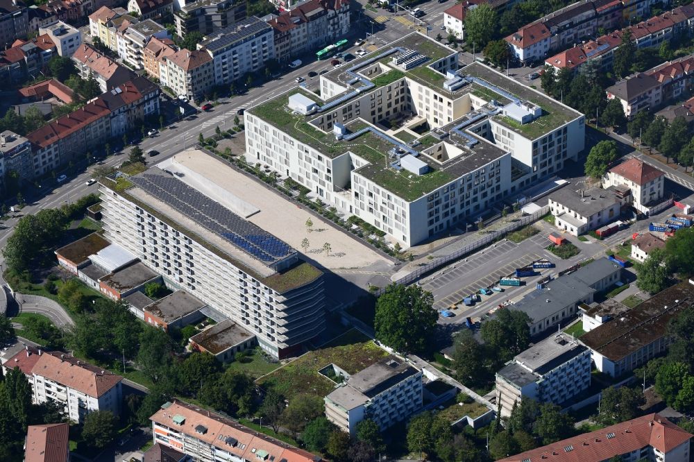Basel von oben - Klinikgelände und Gebäude des Krankenhauses Universitäre Altersmadizin Felix Platter in Basel, Schweiz