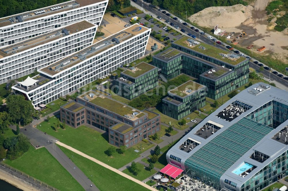 Luftaufnahme Bonn - Klinikgelände des Krankenhauses Beta Klinik GmbH an der Joseph-Schumpeter-Allee im Ortsteil Beuel in Bonn im Bundesland Nordrhein-Westfalen, Deutschland