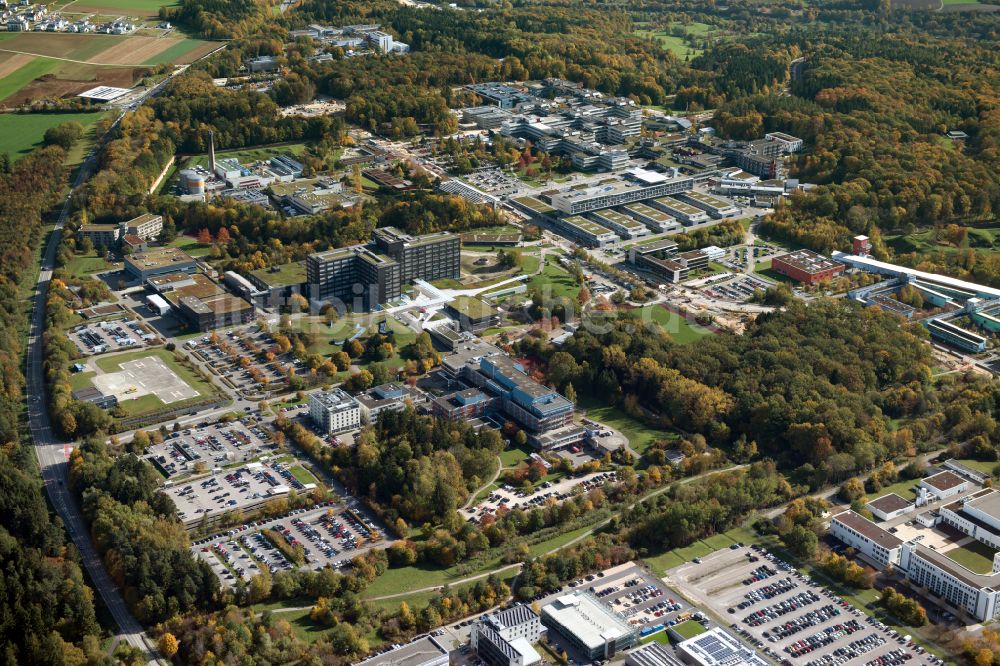 Ulm von oben - Klinikgelände des Krankenhauses Bundeswehrkrankenhaus in Ulm im Bundesland Baden-Württemberg, Deutschland