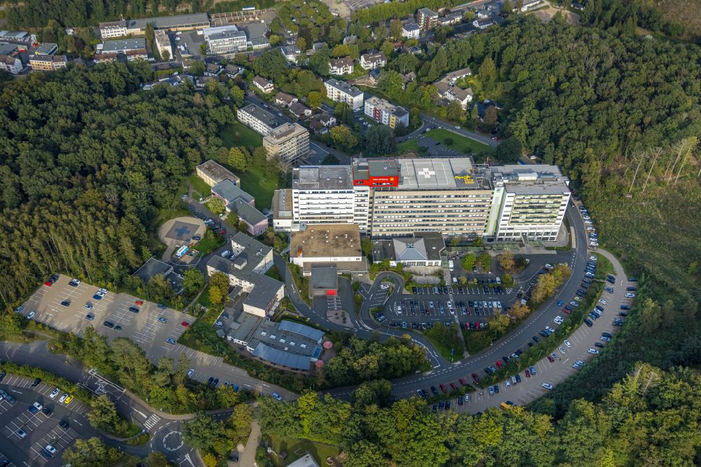 Siegen von oben - Klinikgelände des Krankenhauses Diakonie Klinikum Jung-Stilling in Siegen im Bundesland Nordrhein-Westfalen, Deutschland