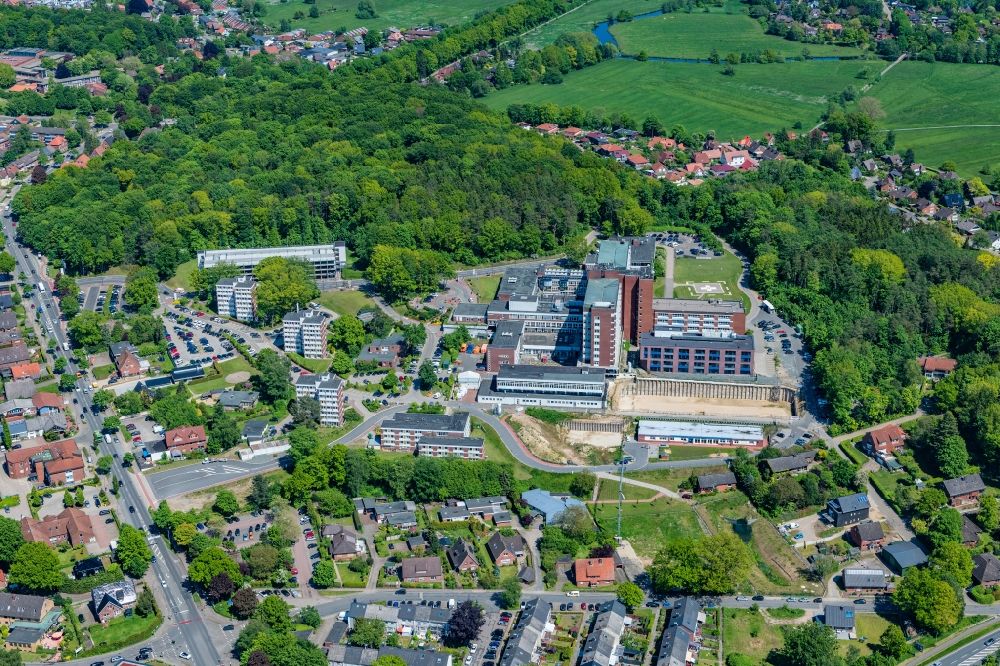 Luftbild Stade - Klinikgelände des Krankenhauses Elbe Klinikum in Stade im Bundesland Niedersachsen, Deutschland