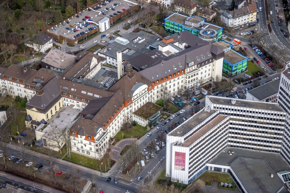 Essen aus der Vogelperspektive: Klinikgelände des Krankenhauses Elisabeth-Krankenhaus Essen in Essen im Bundesland Nordrhein-Westfalen, Deutschland