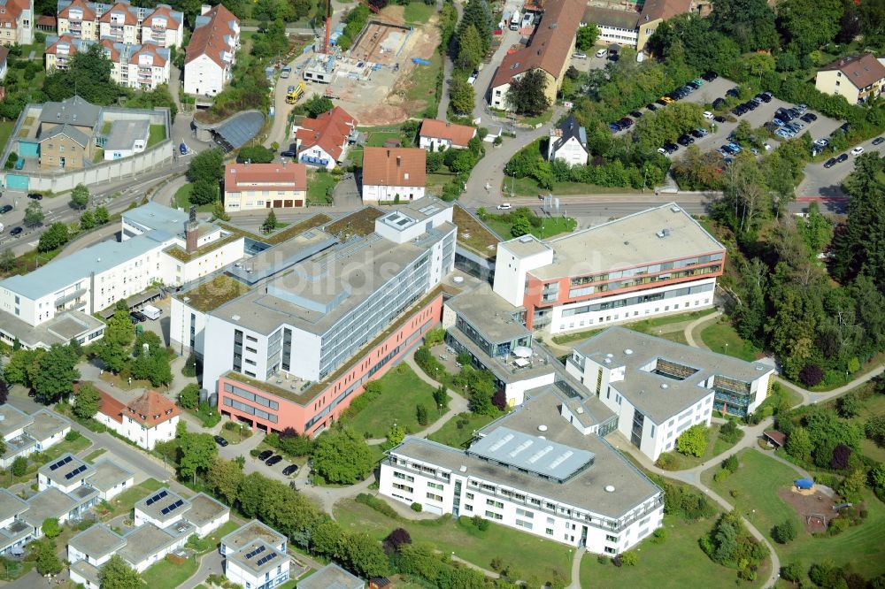 Ellwangen (Jagst) von oben - Klinikgelände des Krankenhauses in Ellwangen (Jagst) im Bundesland Baden-Württemberg