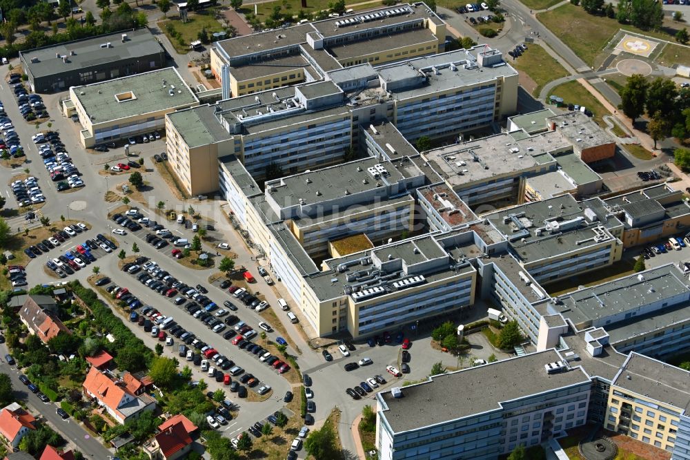 Schwerin aus der Vogelperspektive: Klinikgelände des Krankenhauses HELIOS Kliniken in Schwerin im Bundesland Mecklenburg-Vorpommern, Deutschland