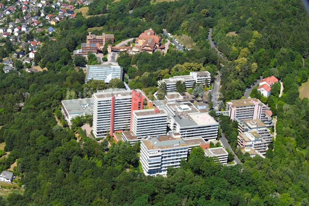 Luftaufnahme Rotenburg an der Fulda - Klinikgelände des Krankenhauses Herz-Kreislauf-Zentrum in Rotenburg an der Fulda im Bundesland Hessen, Deutschland