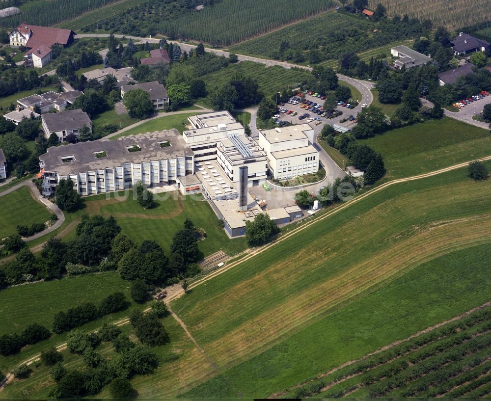 Luftaufnahme Tettnang - Klinikgelände des Krankenhauses Klinik Tettnang in Tettnang im Bundesland Baden-Württemberg, Deutschland