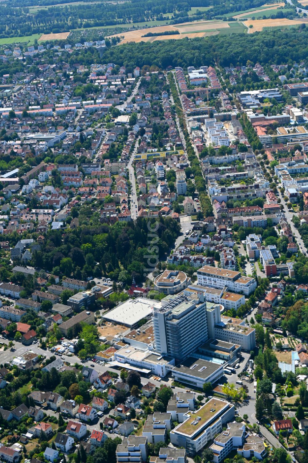 Luftbild Ludwigsburg - Klinikgelände des Krankenhauses Klinikum Ludwigsburg in Ludwigsburg im Bundesland Baden-Württemberg, Deutschland