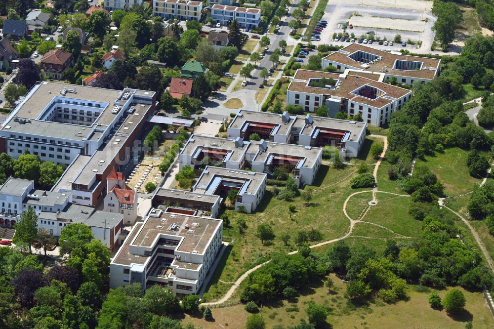 Luftbild Berlin - Klinikgelände des Krankenhauses Krankenhaus Hedwigshöhe Zentrum für Fuss- und Sprunggelenkchirurgie in Berlin, Deutschland