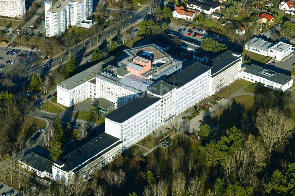 Hoyerswerda von oben - Klinikgelände des Krankenhauses Lausitzer Seenland Klinikum in Hoyerswerda im Bundesland Sachsen, Deutschland