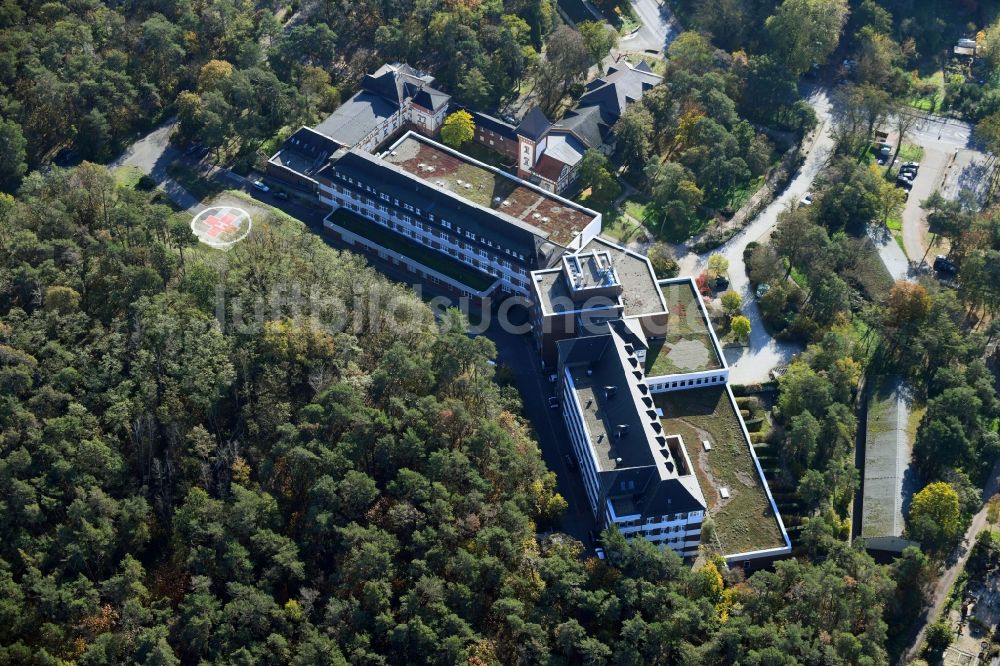 Lostau aus der Vogelperspektive: Klinikgelände des Krankenhauses Lungenklinik Lostau im Bundesland Sachsen-Anhalt, Deutschland