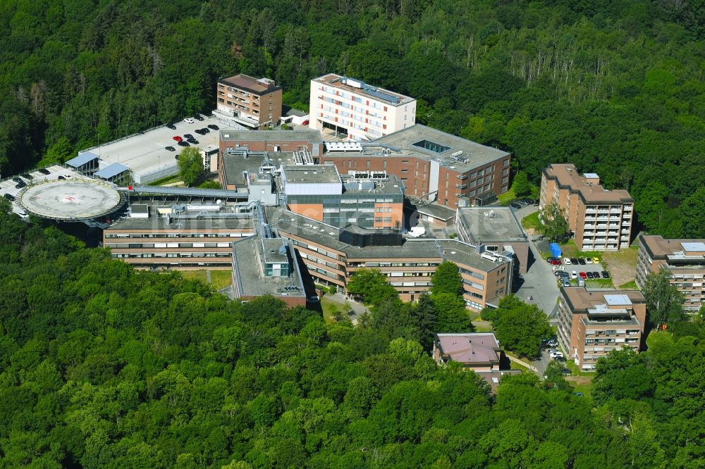 Bad Soden am Taunus von oben - Klinikgelände des Krankenhauses Main-Taunus-Privatklinik GmbH in Bad Soden am Taunus im Bundesland Hessen, Deutschland
