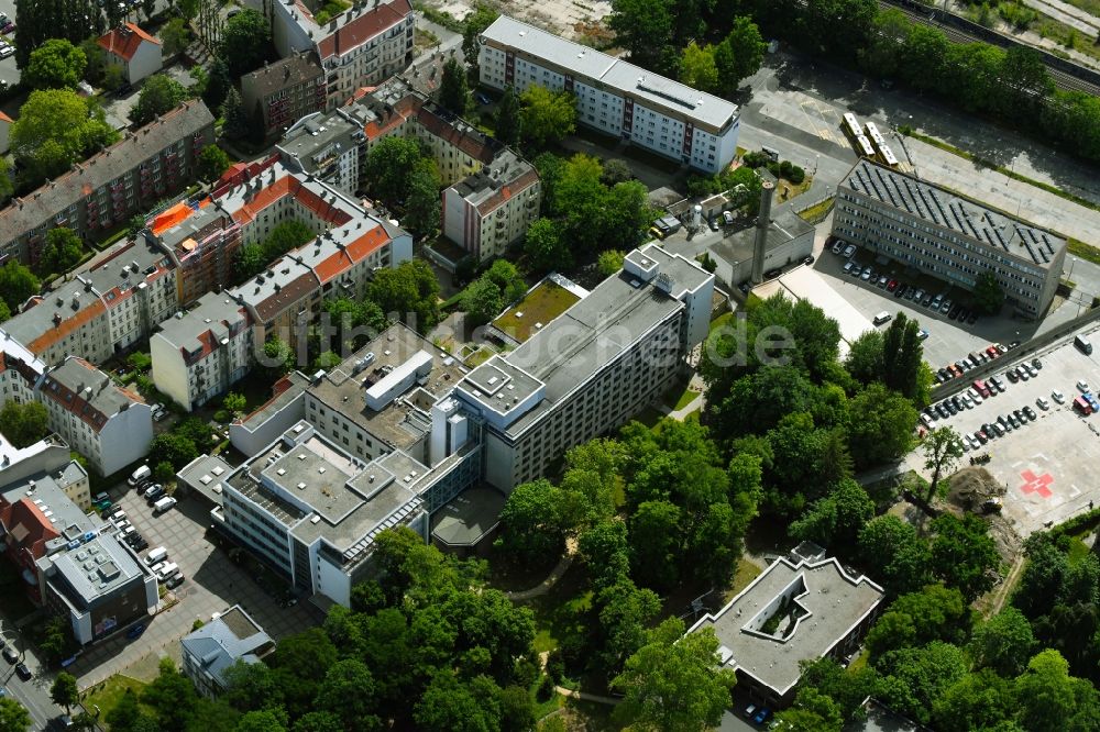 Berlin von oben - Klinikgelände des Krankenhauses Maria Heimsuchung Caritas Klinik Pankow in Berlin, Deutschland