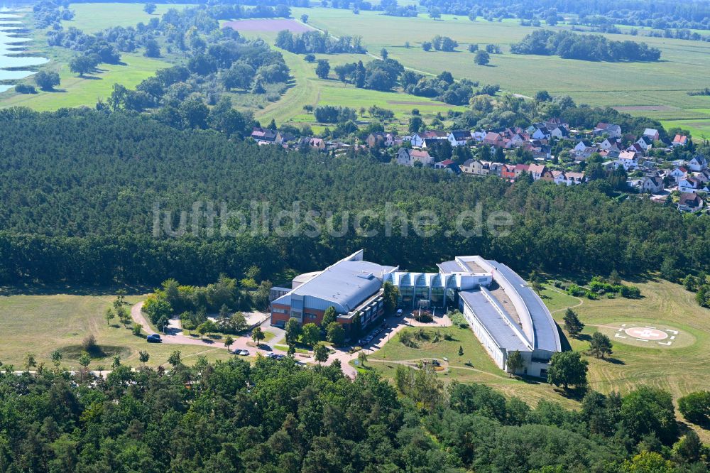 Luftaufnahme Coswig (Anhalt) - Klinikgelände des Krankenhauses MediClin Herzzentrum Coswig Lerchenfeld im Ortsteil Düben in Coswig (Anhalt) im Bundesland Sachsen-Anhalt, Deutschland