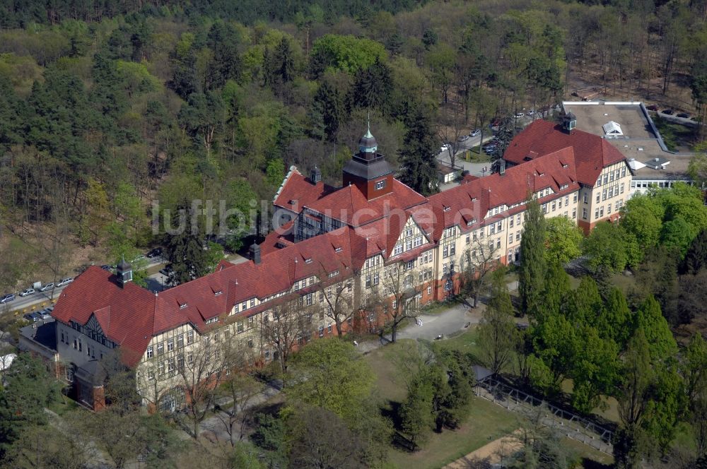Beelitz-Heilstätten von oben - Klinikgelände des Krankenhauses Neurologische Fachkliniken in Beelitz-Heilstätten im Bundesland Brandenburg, Deutschland