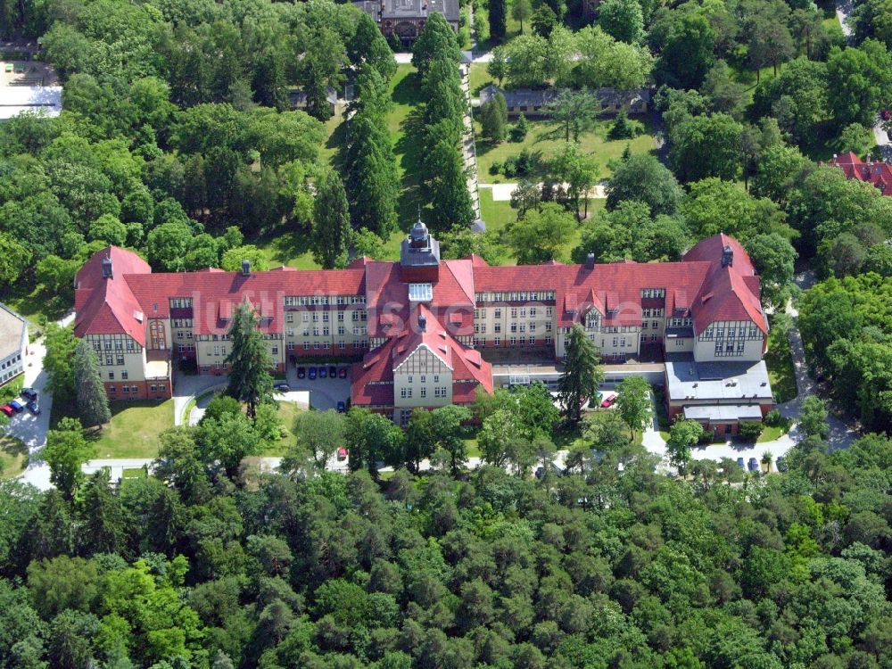 Luftbild Beelitz-Heilstätten - Klinikgelände des Krankenhauses Neurologische Fachkliniken in Beelitz-Heilstätten im Bundesland Brandenburg, Deutschland
