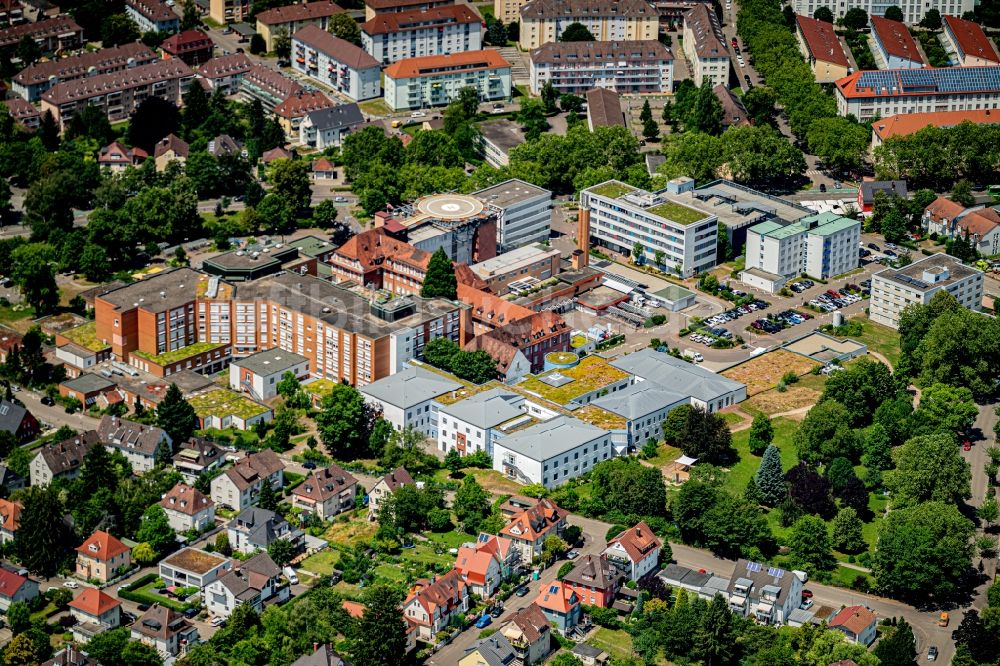 Luftaufnahme Offenburg - Klinikgelände des Krankenhauses Ortenauklinik in Offenburg im Bundesland Baden-Württemberg, Deutschland
